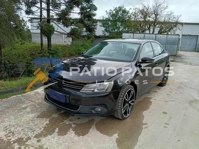 VOLKSWAGEN - JETTA 2.0T 2011/2012; PRETA; GASOLINA