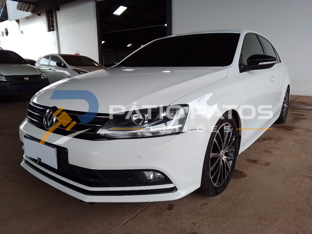 VOLKSWAGEN - JETTA CL AF 2016/2017; BRANCA; GASOLINA