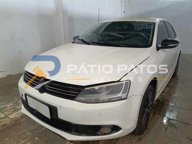 VOLKSWAGEN - JETTA 2.0T 2012/2012; BRANCA; GASOLINA