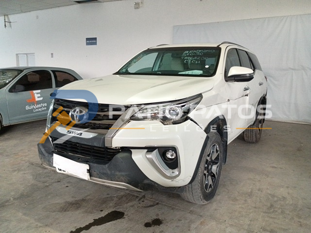 TOYOTA - HILUX SWDMDA4JD 2018/2019; BRANCA; DIESEL