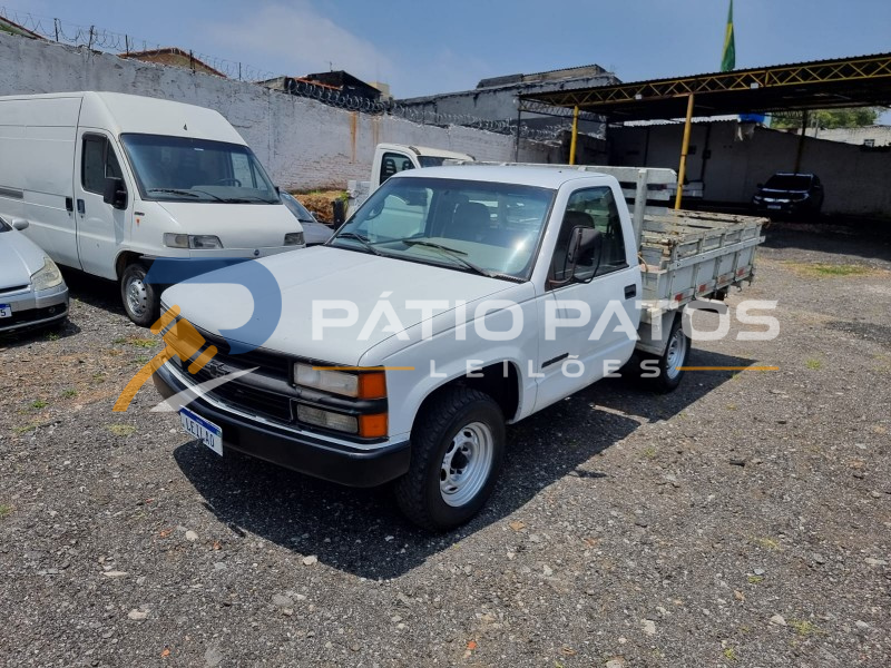 CAMINHONETE GM SILVERADO 4.1; 1997/1998; BRANCA; GASOLINA
